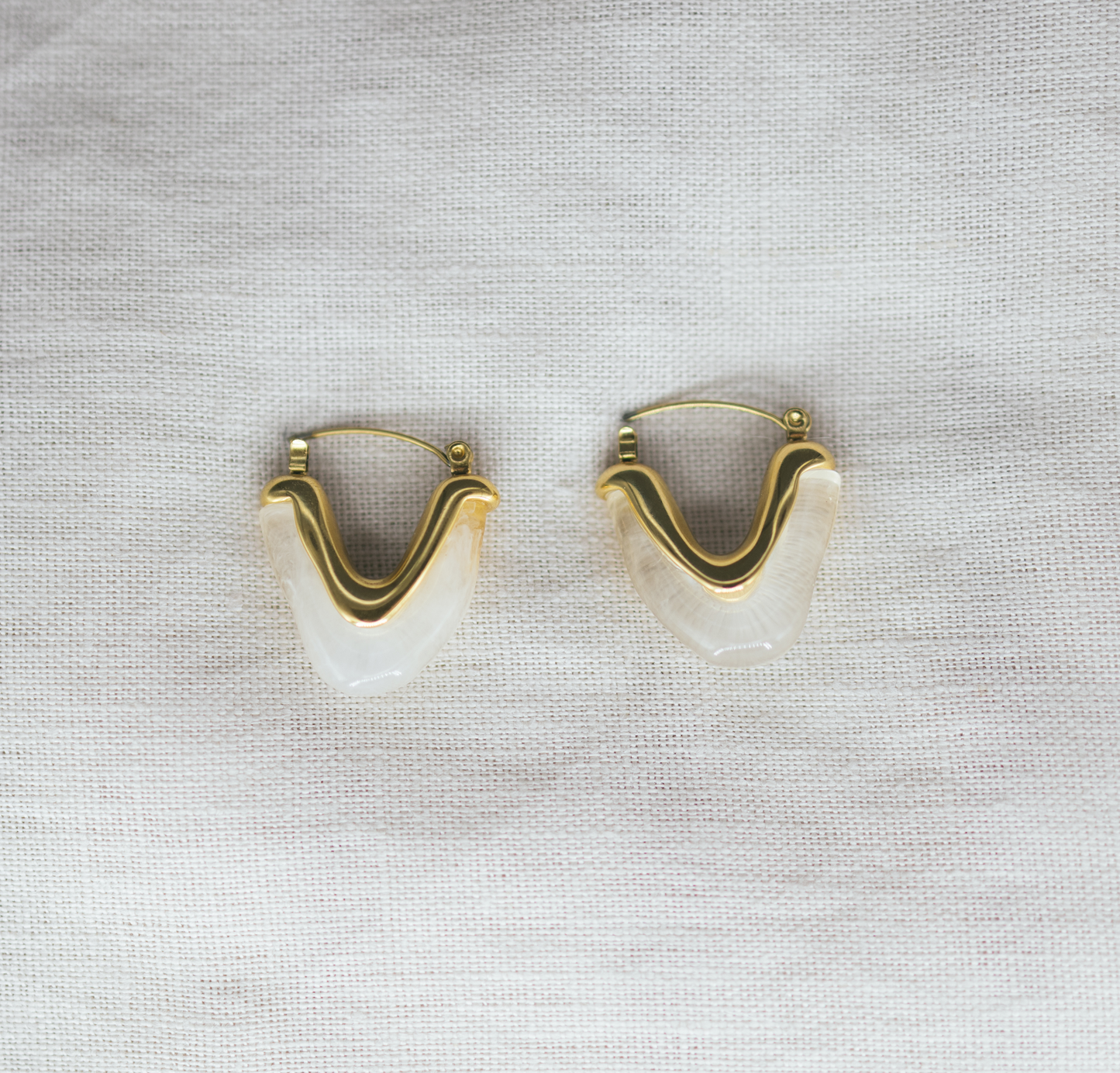 Golden Glow Hoops — 18K Gold-Plated Acrylic Clear Hoops Earrings