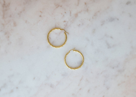 Statement Wave Hoops